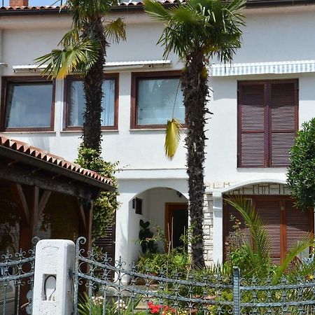 Hous Mira Διαμέρισμα Πόρετς Εξωτερικό φωτογραφία
