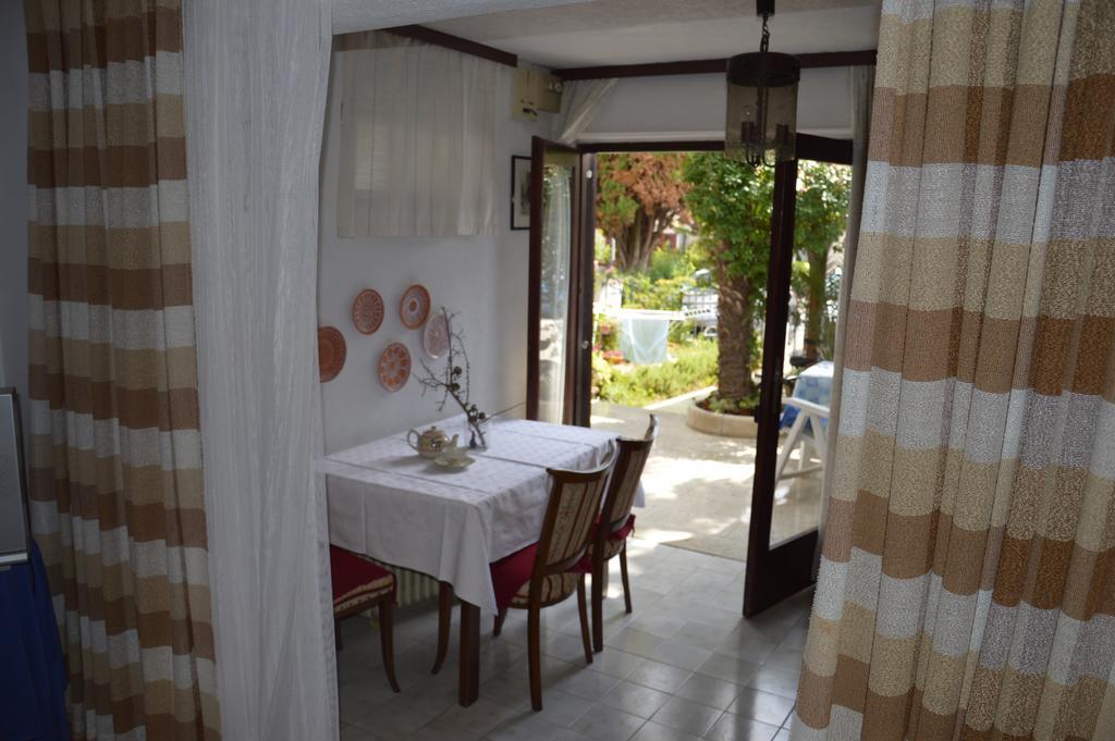 Hous Mira Διαμέρισμα Πόρετς Δωμάτιο φωτογραφία